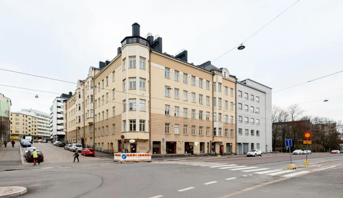 Image 5 of Cozy roomy studio flat next to tram stop @ Kallio