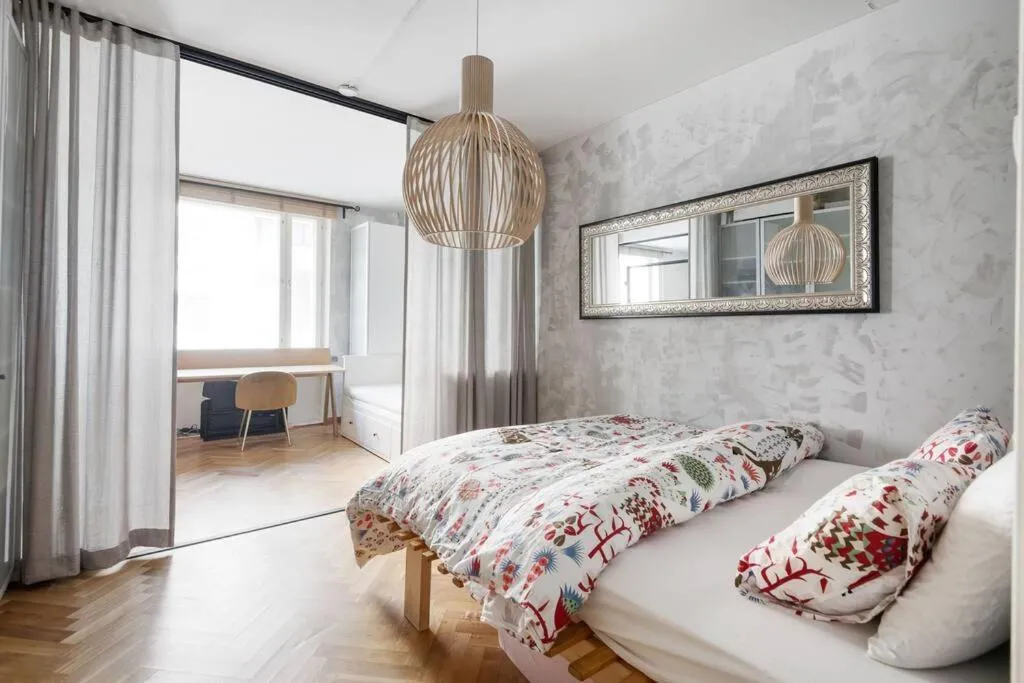 Image 6 of De Lux apartment! Great location! Bohemic getaway!