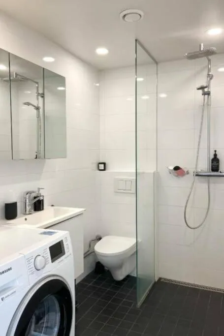 Image 6 of Elegant Penthouse Loft – Center