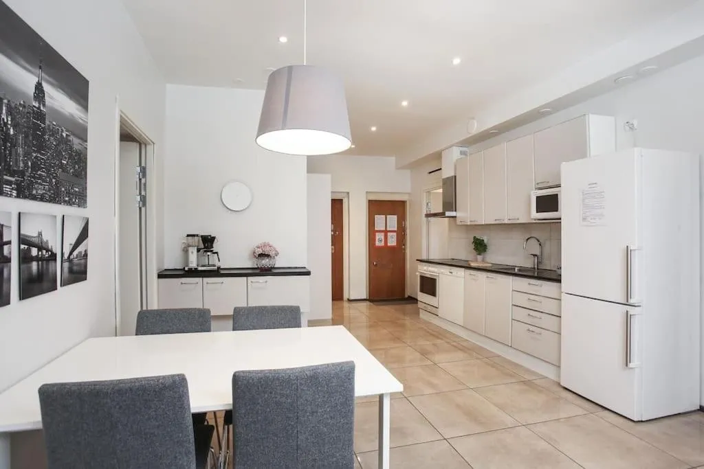 Image 3 of Freda Residence 2