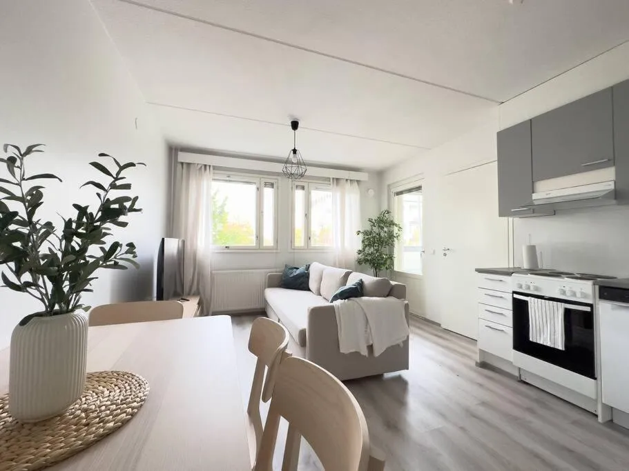 Image of Hyvät löylyt ja mahtavat unet! Merenranta- loistavat yhteydet- 4 nukkujaa!