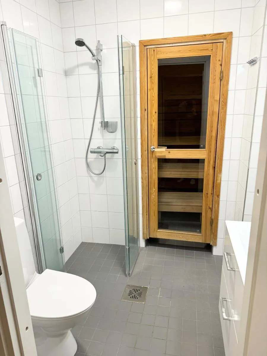 Image 4 of KRUUNUNHAKA – Crown of Kruununhaka with view