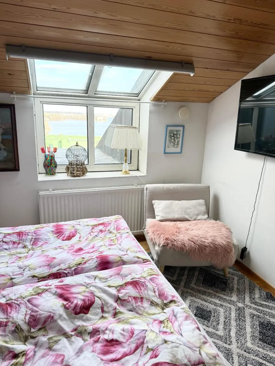 Image 5 of KRUUNUNHAKA – Crown of Kruununhaka with view