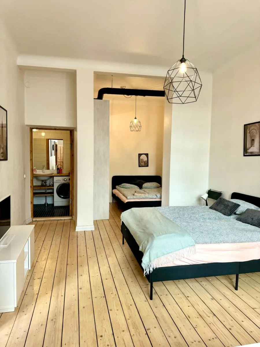 Image 2 of Melrose Place