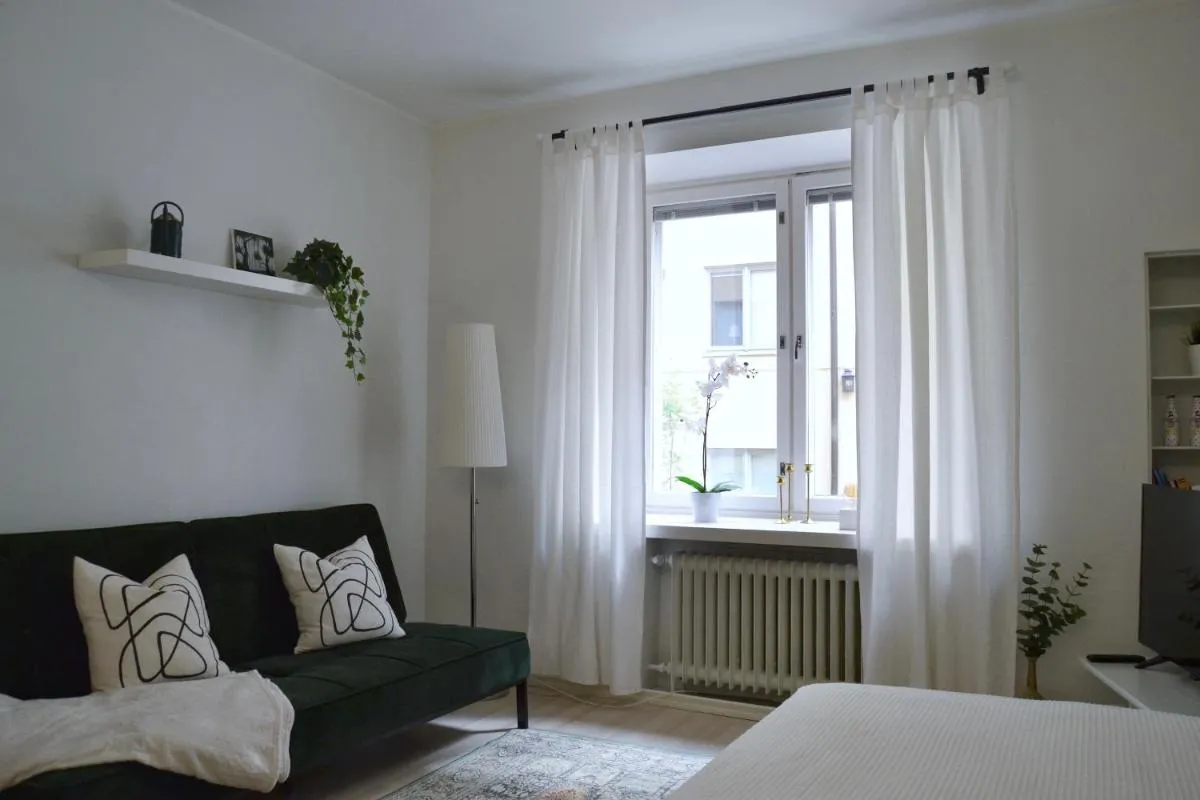 Image 6 of Modern and Bright Studio with Top Location