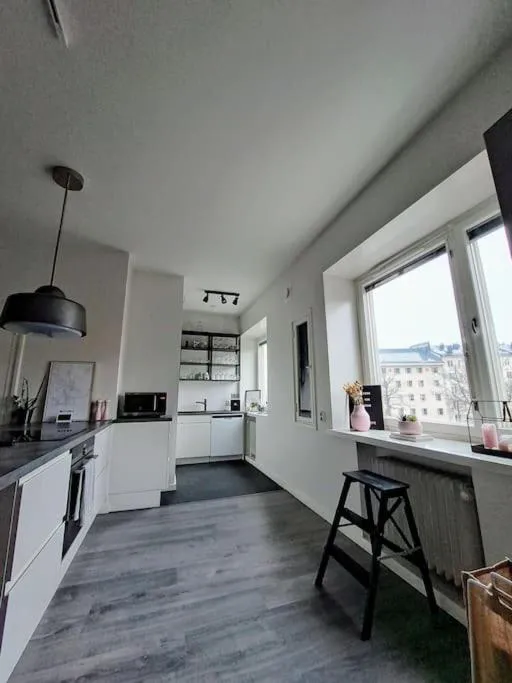 Image 6 of Renovated 64m2 apartment