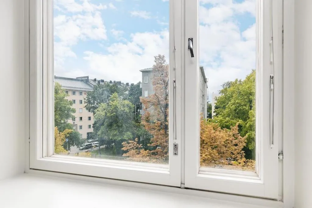 Image 2 of Renovated 64m2 apartment