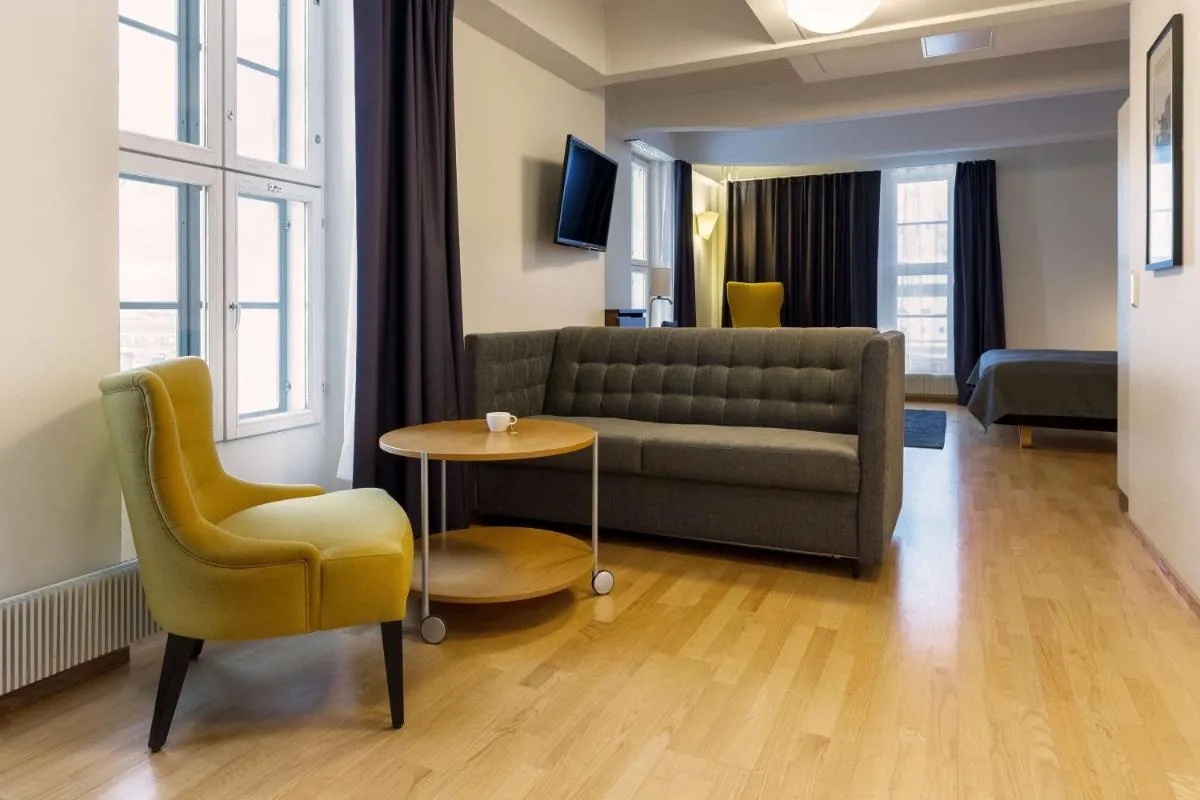 Image 3 of Scandic Grand Marina