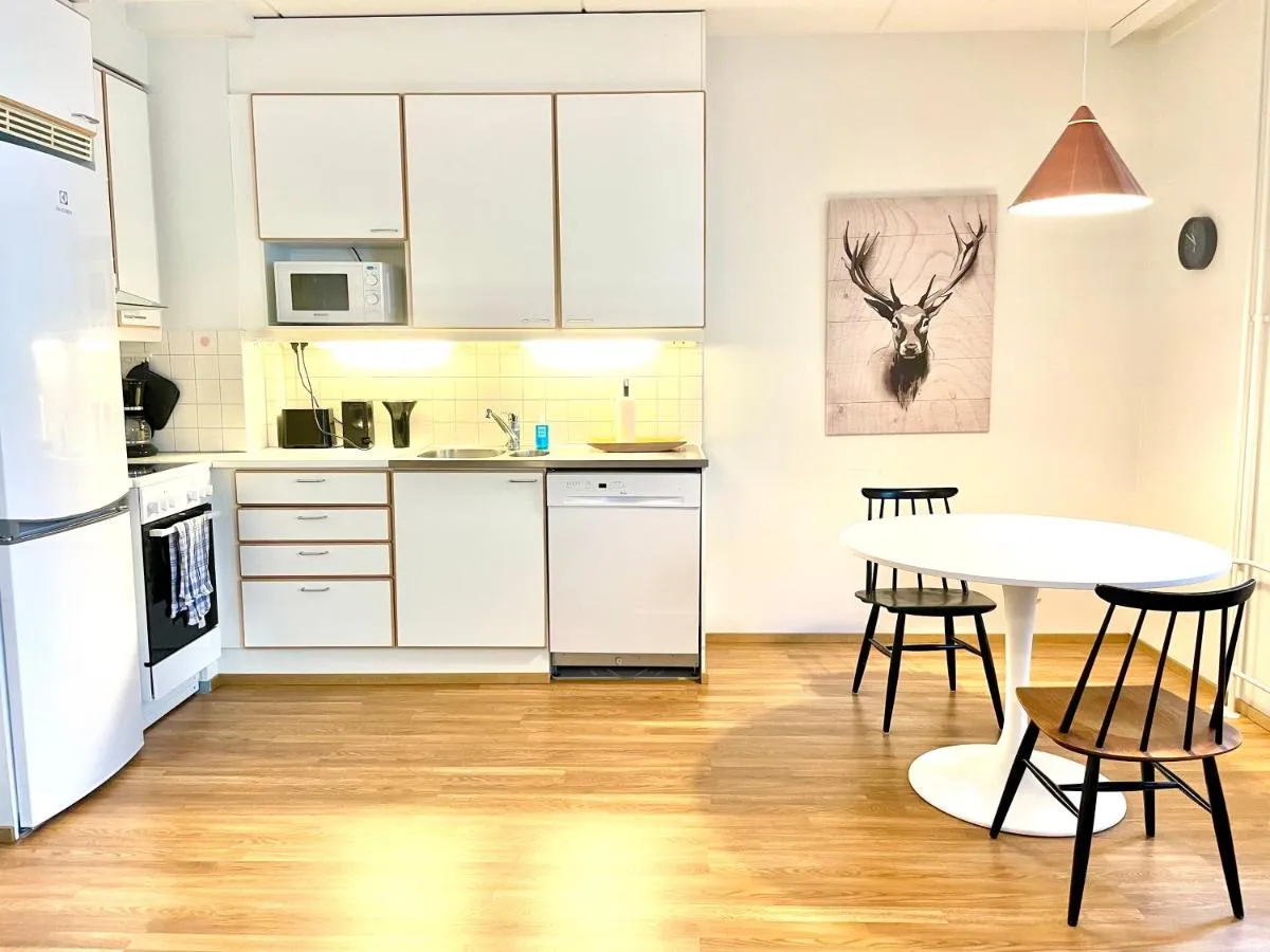 Image 6 of Seaside Apartment