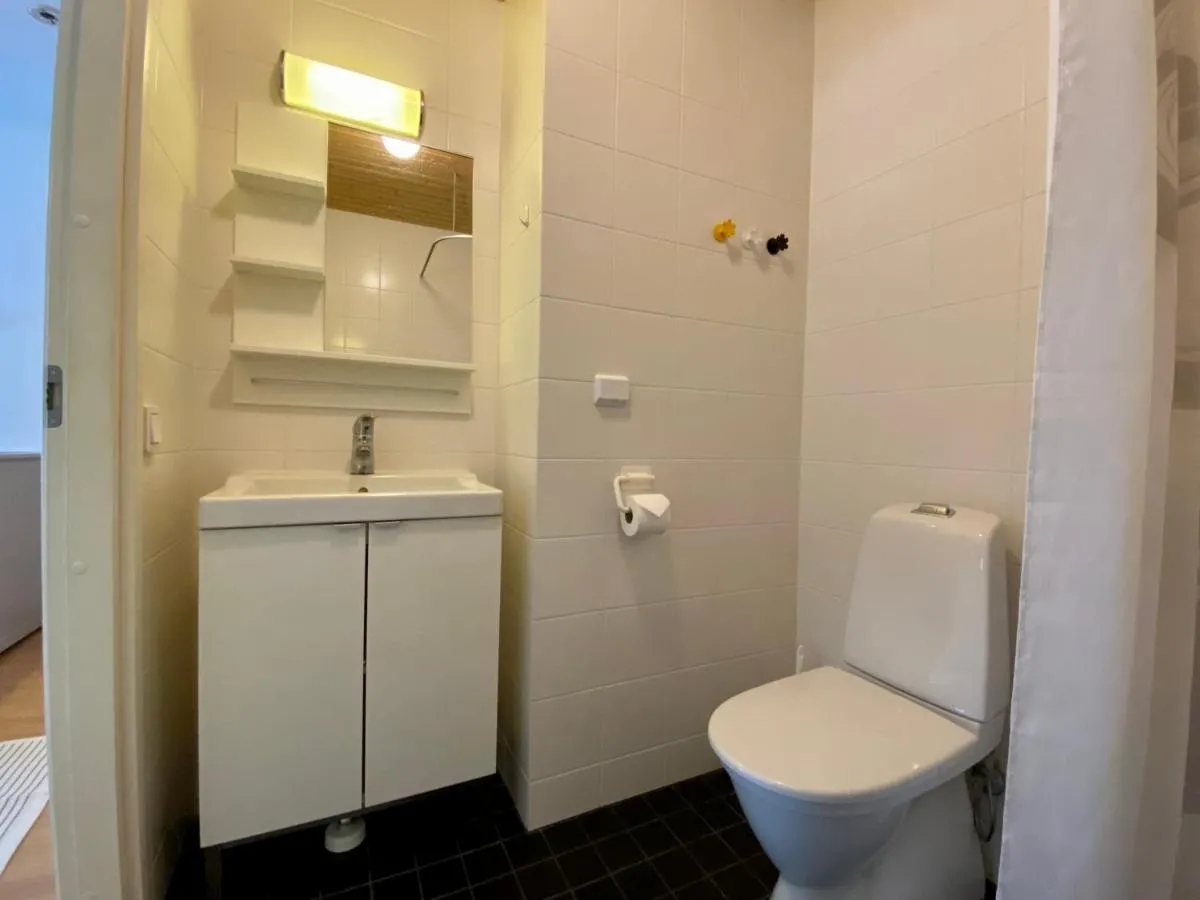 Image 6 of Studio with free parking, good connections& wifi, tranquil location