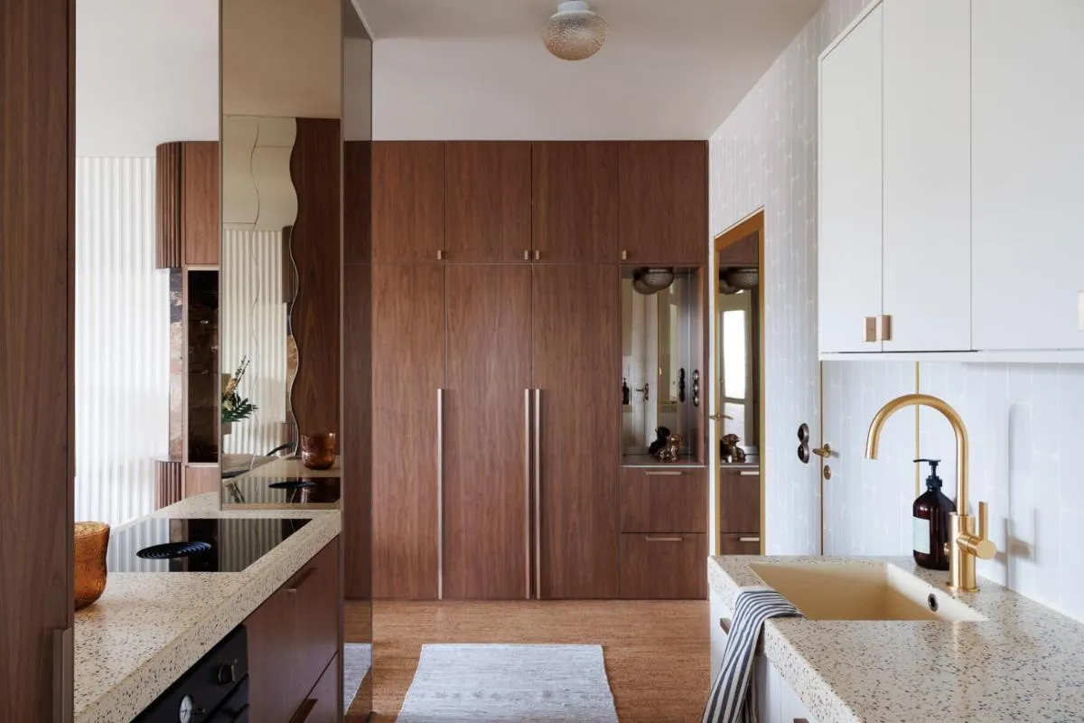 Image 2 of Vintage Glamour Suite