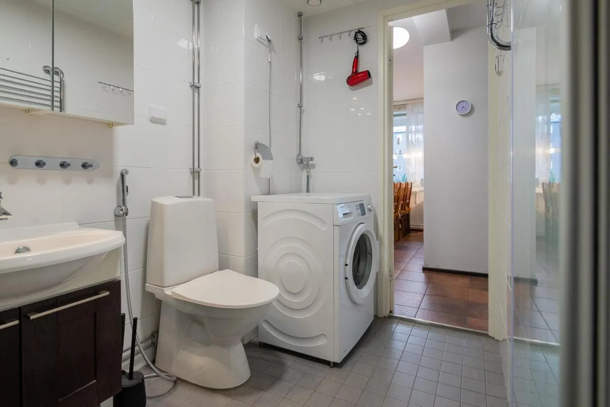 Image 1 of White House 61m2 Alppila Helsinki