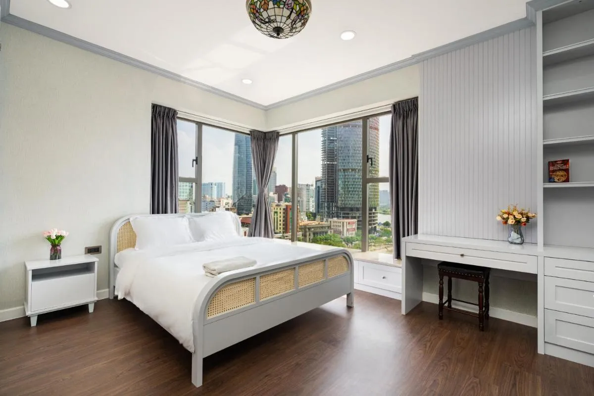 Image 3 of 123 Apartment in Saigon Royal with Panorama City View