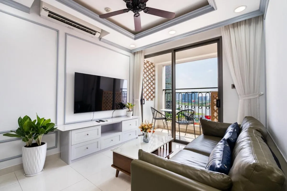 Image 4 of 123 Apartment in Saigon Royal with Panorama City View