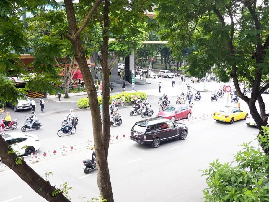 Image 5 of ²⁴ʱBalcony aptツNr BENTHANH﹏1st Fl/Str view/Netflix
