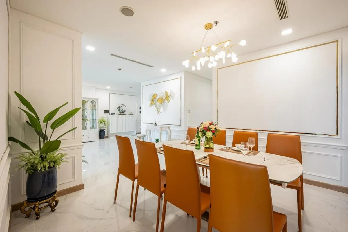 Image 3 of 3 bedroom apartment at Vinhomes Landmark 81