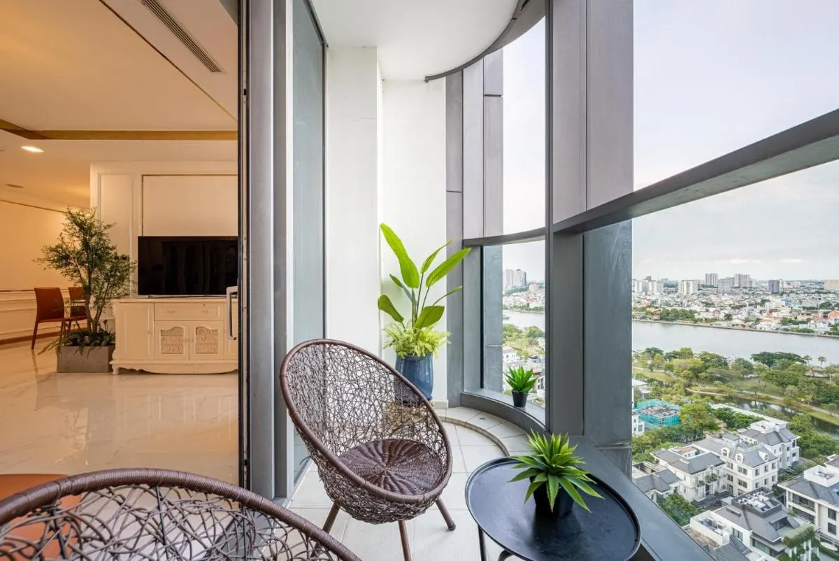Image 5 of 3 bedroom apartment at Vinhomes Landmark 81