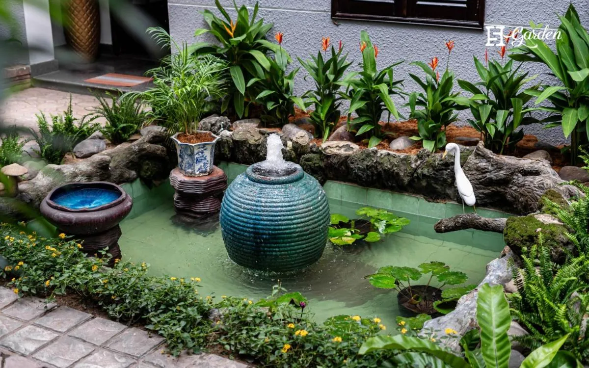 Image 3 of 5H Garden