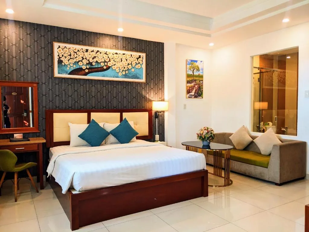 Image 1 of Airport Saigon Hotel – Gần ẩm thực đêm chợ Phạm Văn Hai