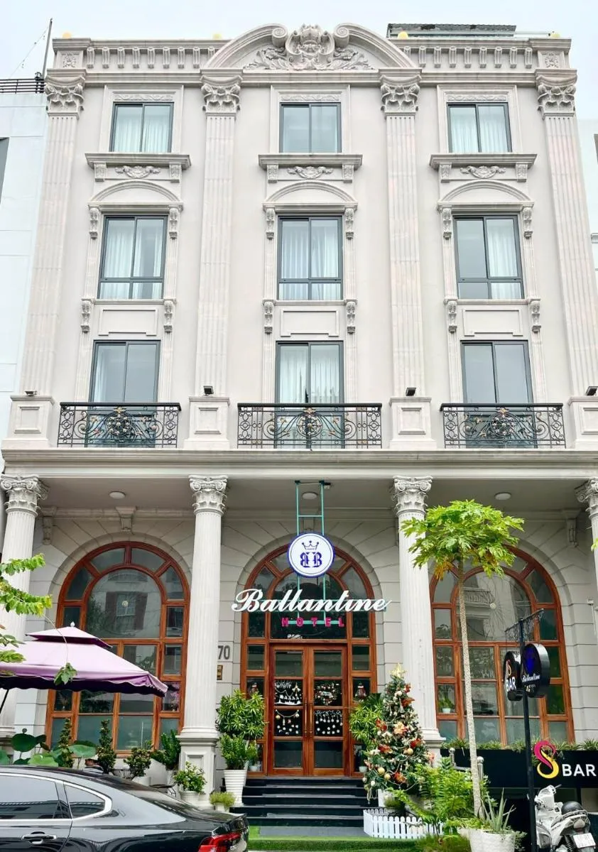 Image 4 of Ballantine hotel
