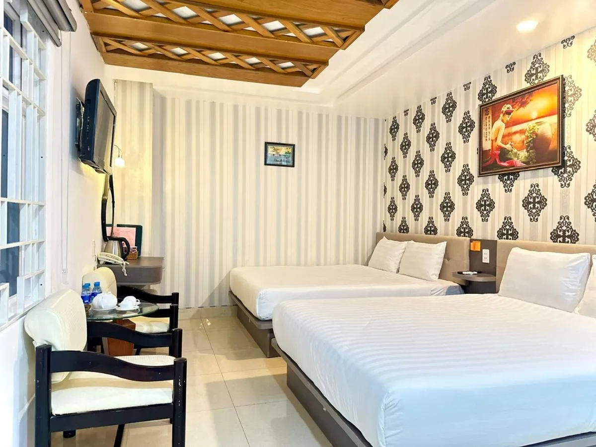 Image 3 of Boss Palace Hotel