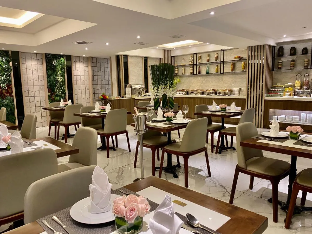 Image 3 of Central Park Saigon Hotel