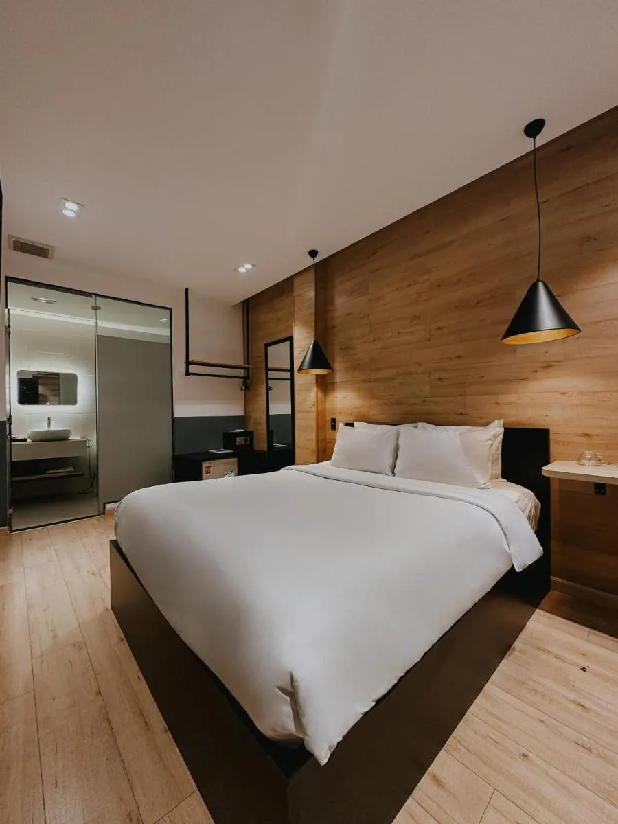 Image 4 of Chill Suites