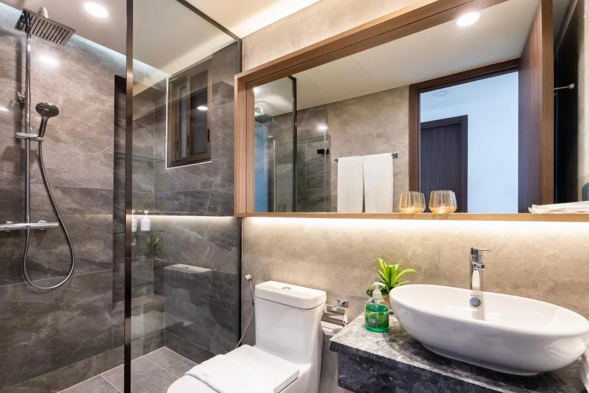 Image 3 of Convinia Luxury The Peak Midtown
