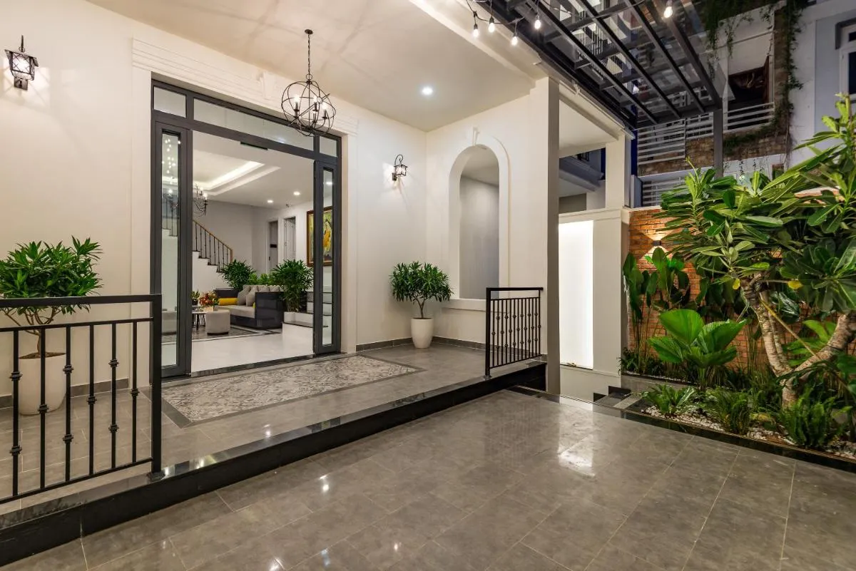 Image 3 of Cozrum Homes The Gallery Residence