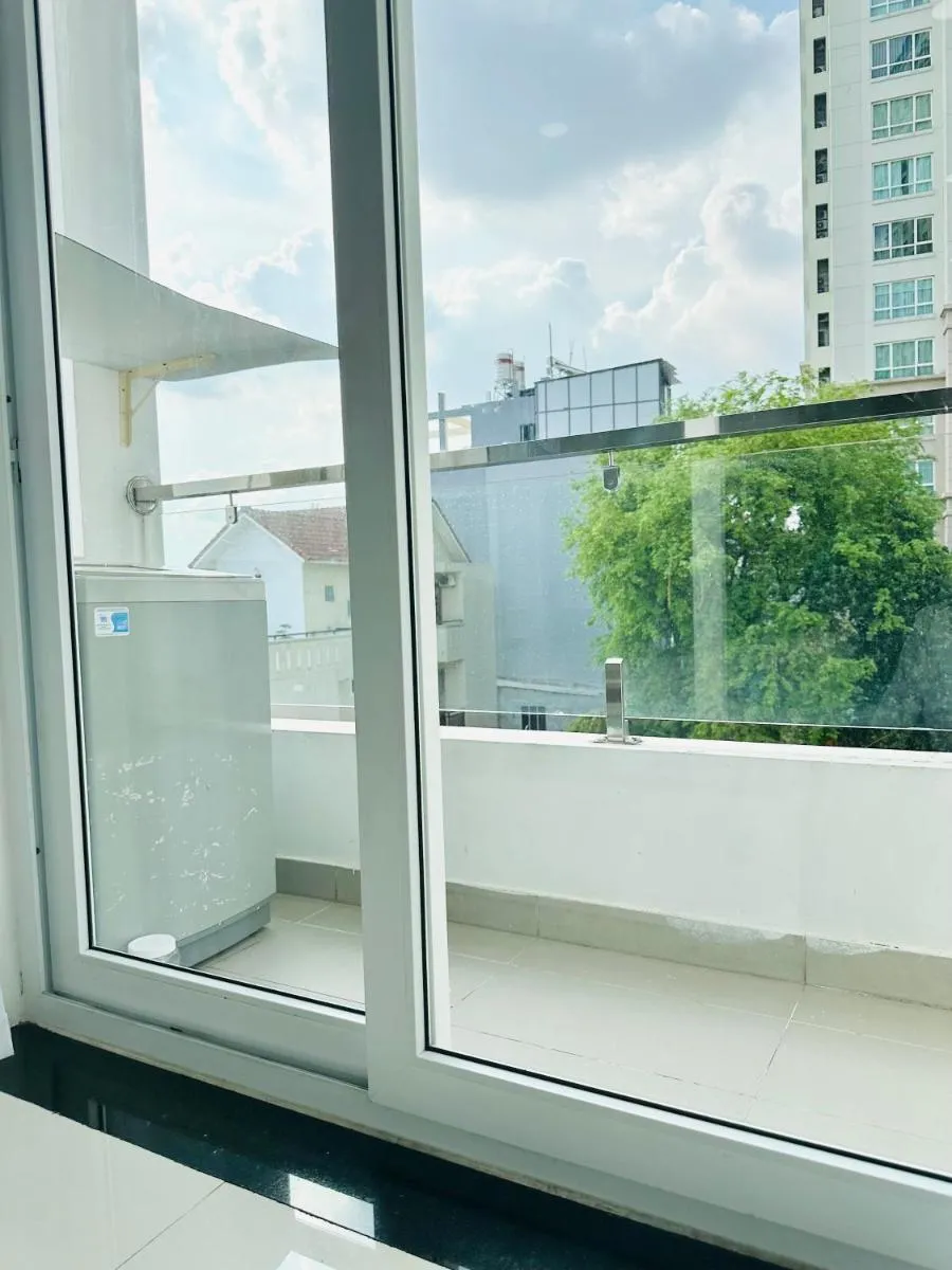 Image 5 of Cozy & Quiet 1BR Oasis in Saigon (401)