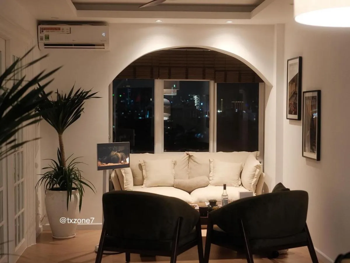 Image 4 of Cozy unit in District 7 in Korea Town, Phu My Hung with Bitexco view