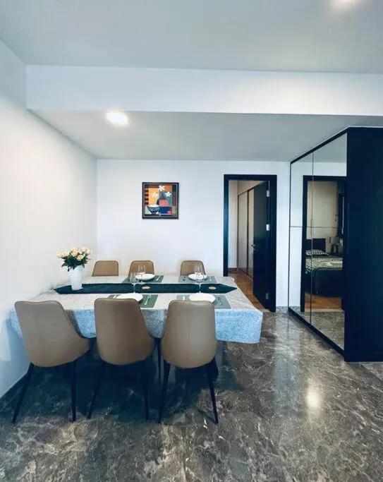Image 4 of D1mension 3BR Luxury Condo City Center in Dist 1