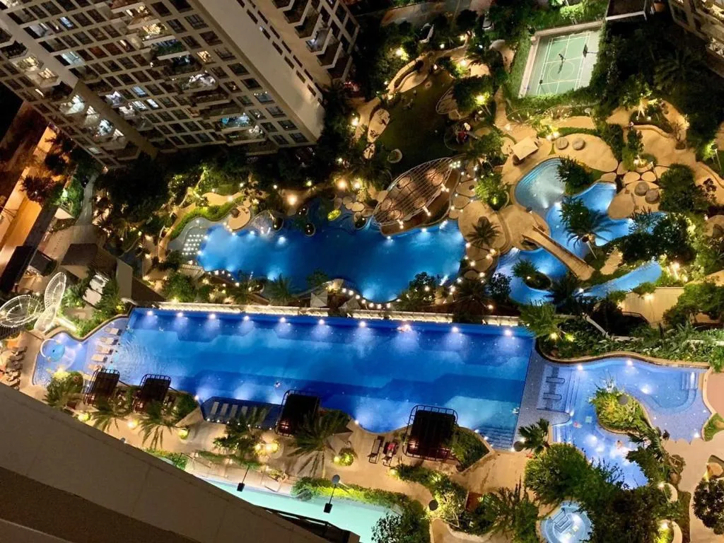 Image 1 of ESTELLA HEIGHTS, 2BR-5 STAR, RESORT LIVING, DIST.2