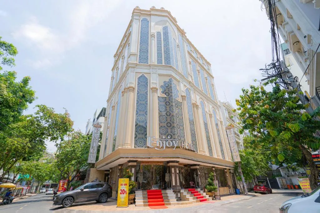 Image 1 of Enjoy Hotel 5A