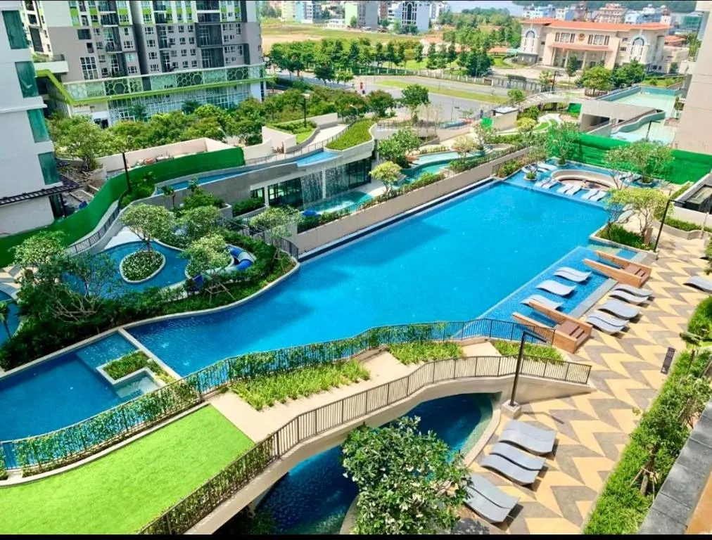 Image 1 of Feliz Luxurry Duplex Apartment Saigon