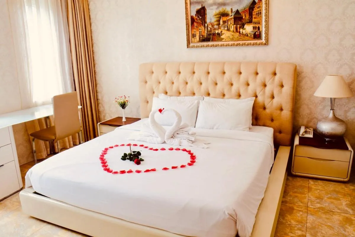 Image 3 of Golden Hotel & Apartment