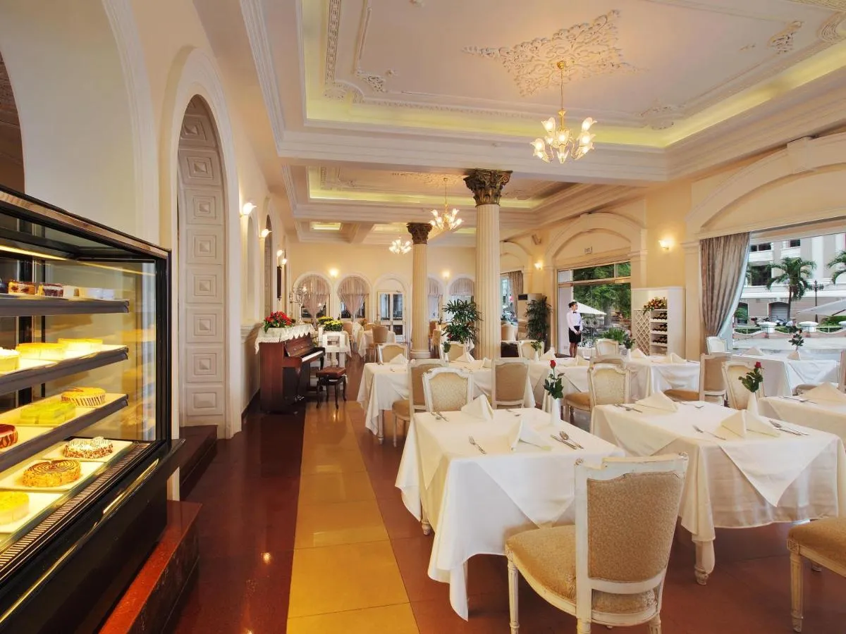 Image 3 of Hotel Continental Saigon