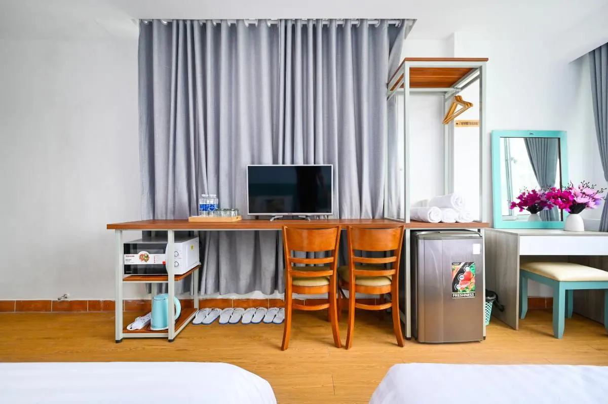 Image 4 of Huyen Home