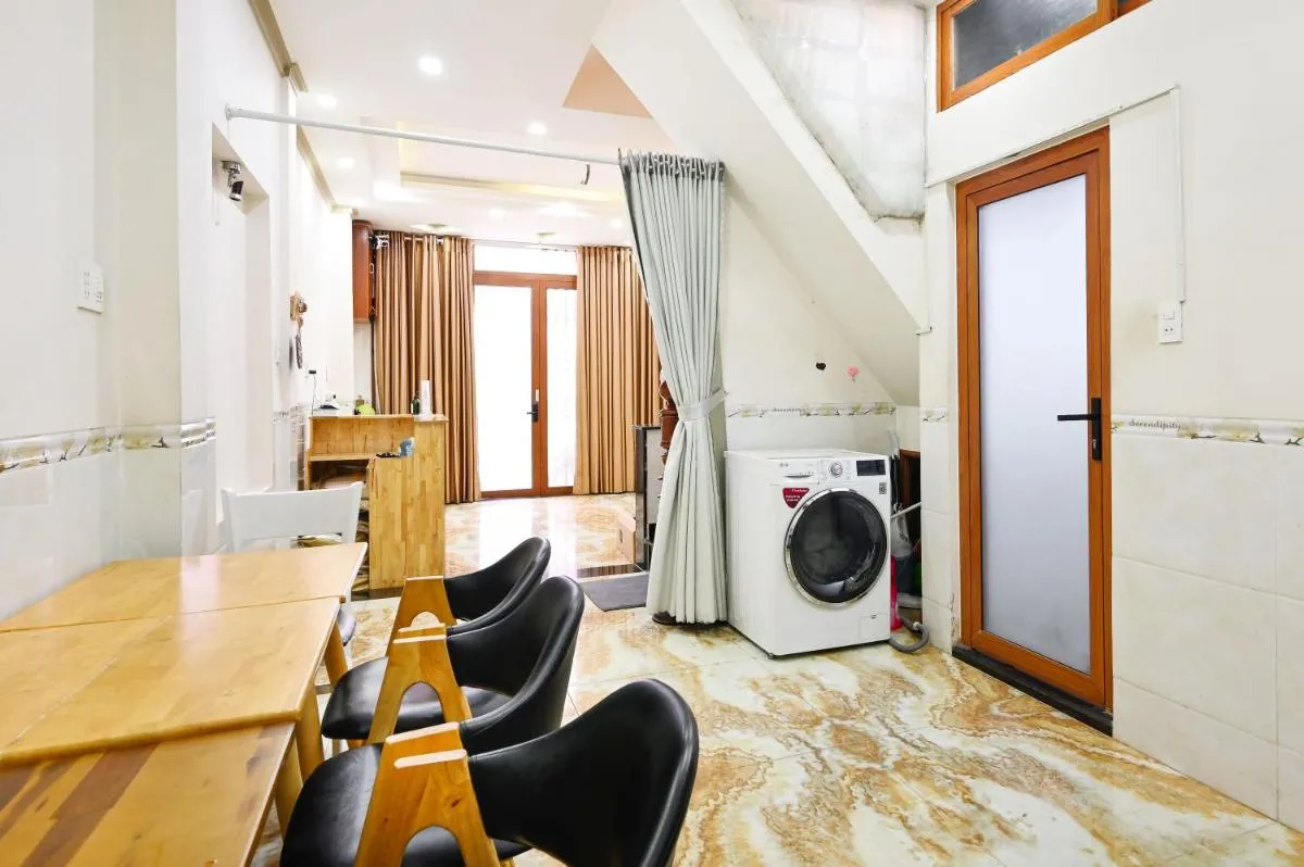 Image 5 of Huyen House