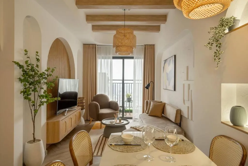 Image 1 of Insta-Worthy, Central IndoChina 2Br+1Wc w/Cityview