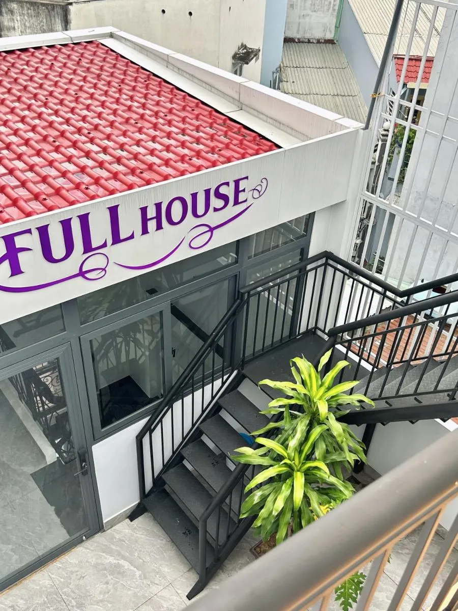 Image 5 of Khánh Nguyễn Luxury Apartment, balcony street view, large bathtub