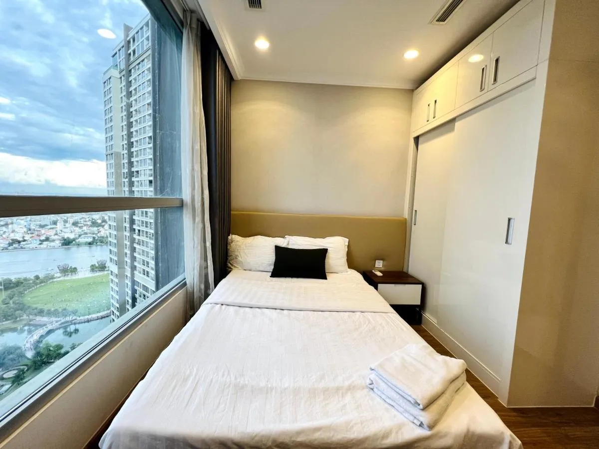 Image 3 of Landmark Vinhomes Service Apartment