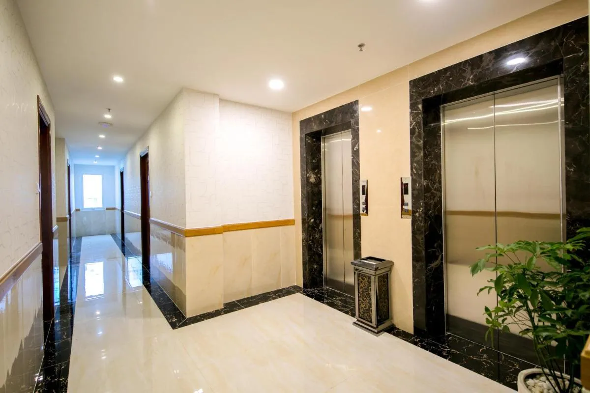 Image 3 of Le Saigon Hotel