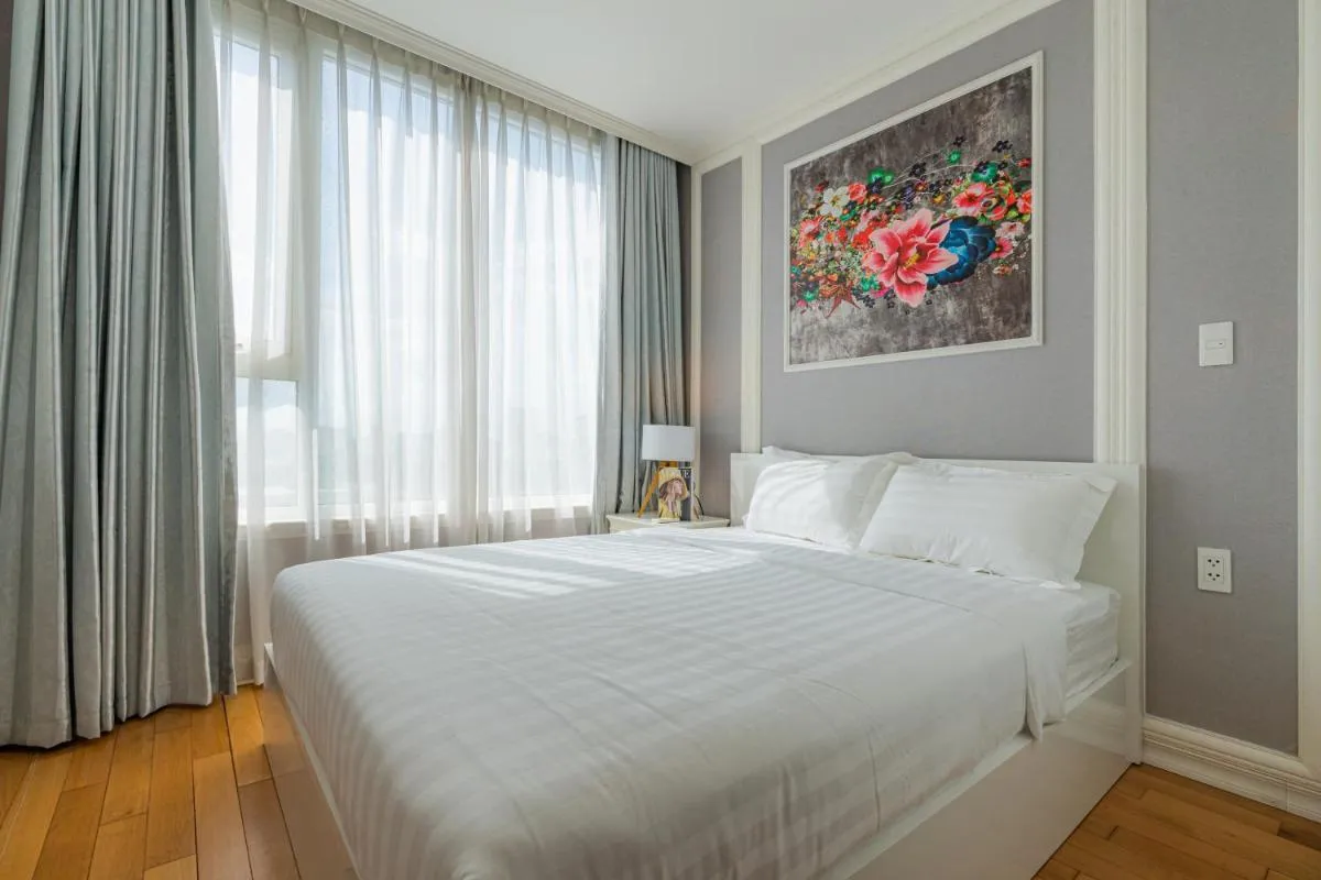 Image 3 of Léman Luxury Apartment District 3 HCMC