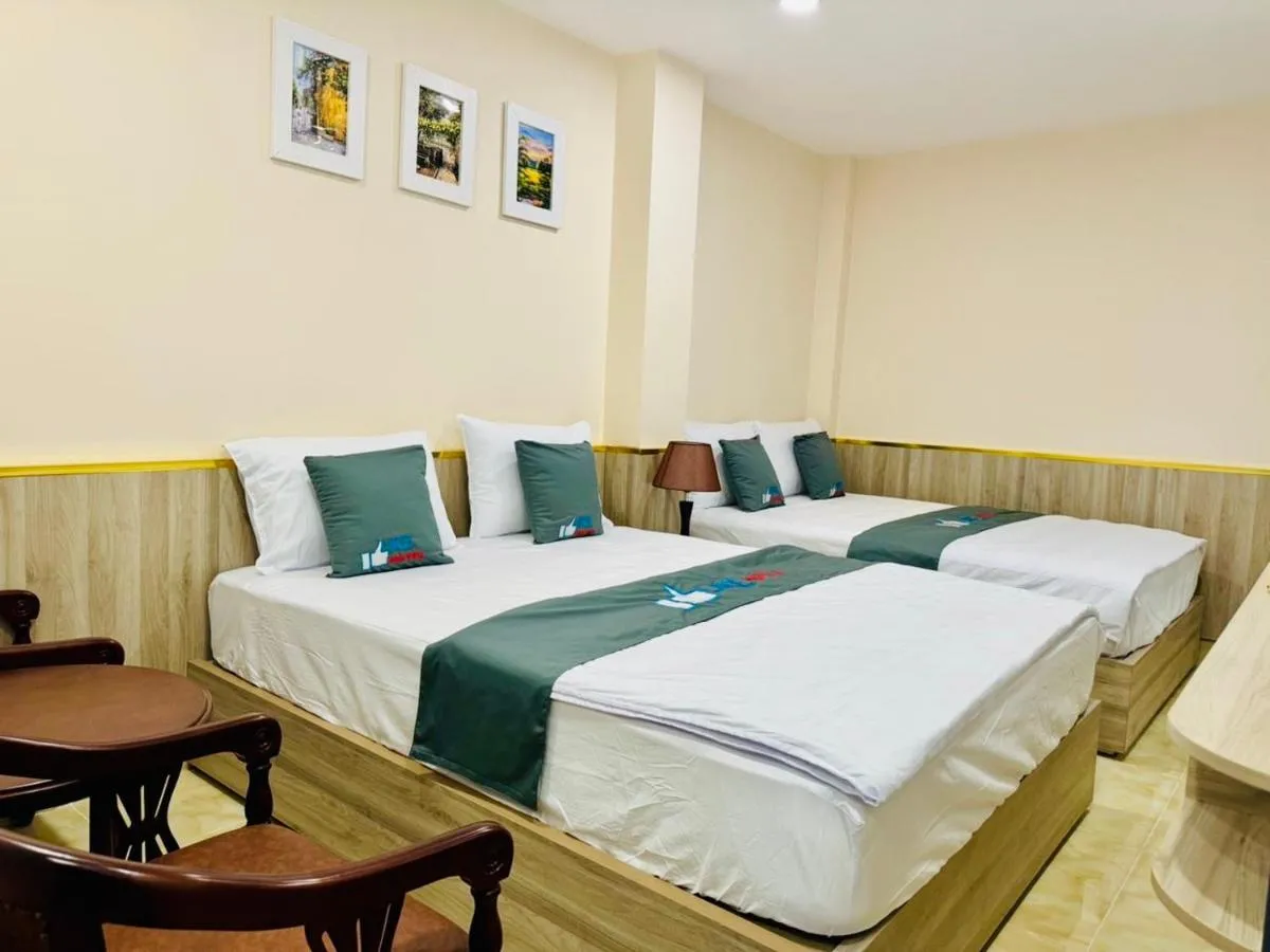 Image 3 of Like Hotel