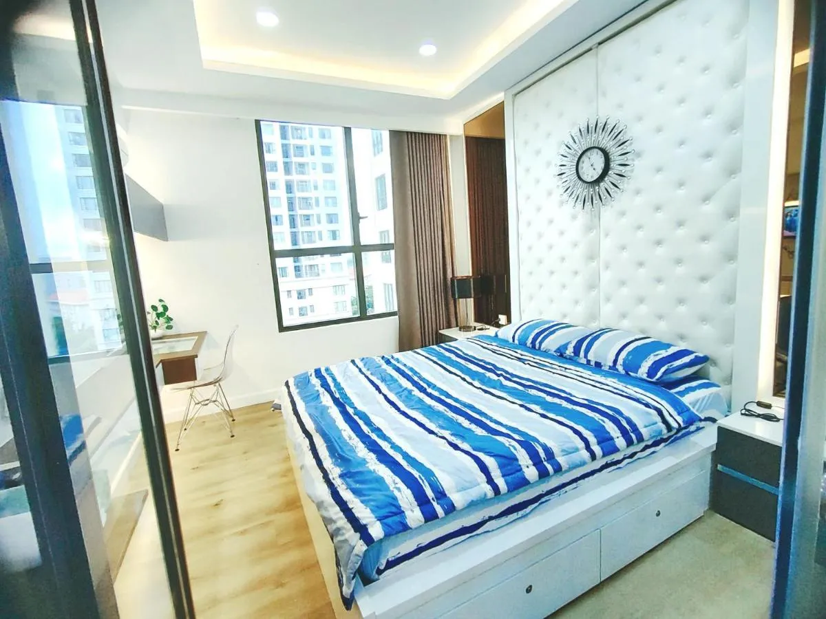 Image 3 of Linda Apartment-ICON56-District4-3mins to center dtrc1- INFINITY POOL- AWESOME ROOFTOP