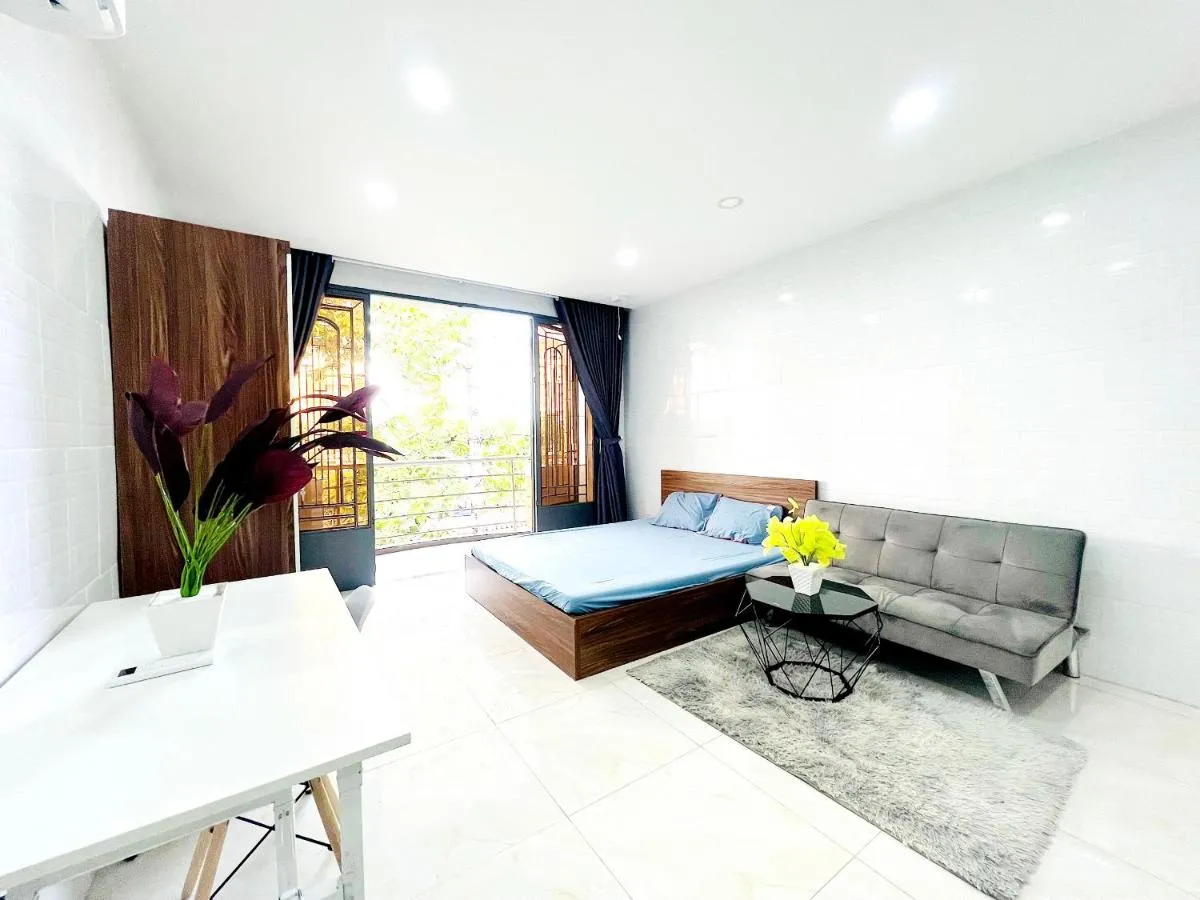 Image 3 of Long Home 2