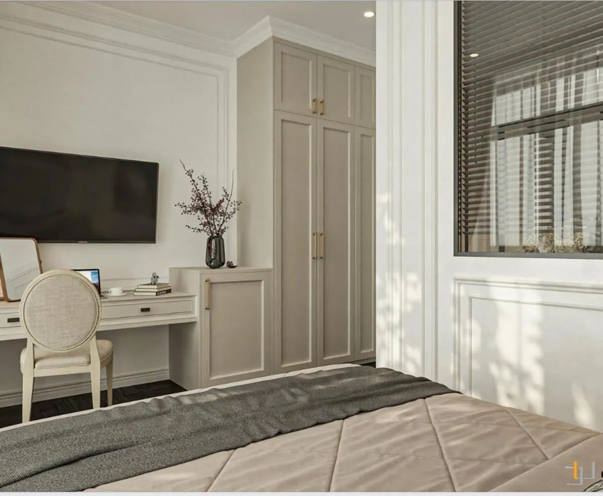 Image 3 of Louis House