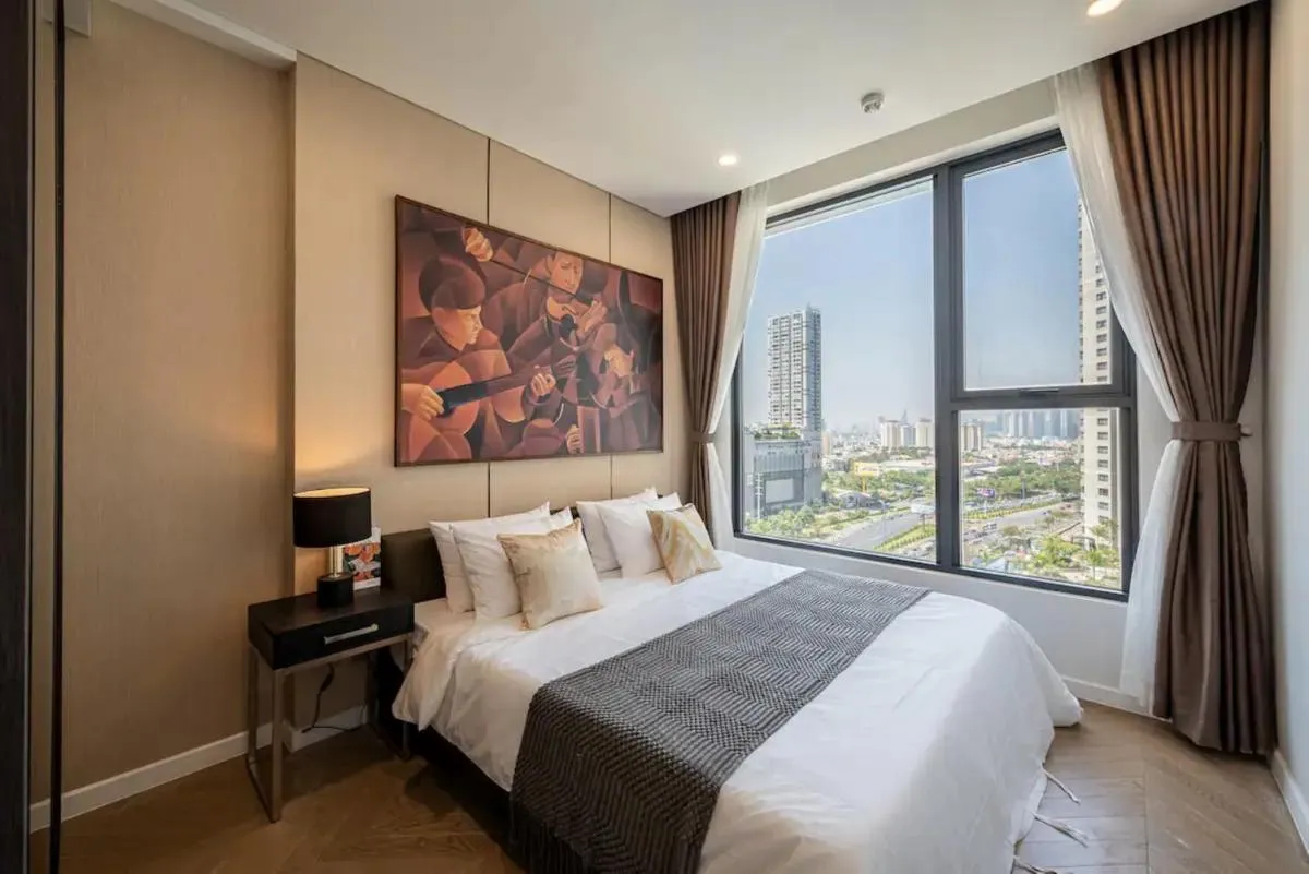 Image 3 of Lumiere Riverside – Luxury Condo District 2