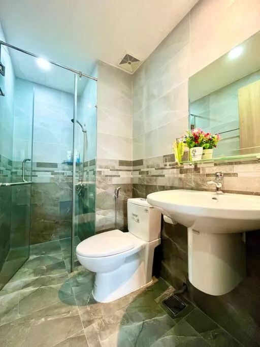 Image 5 of Luxury Apartment near Airport